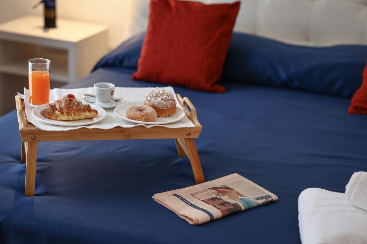 Residenza San Lorenzo Alojamento de Acomodação e Pequeno-almoço Nápoles